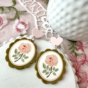 Cottagecore Earrings Floral Coquette Vintage Style Rose Heart Scalloped Acrylic